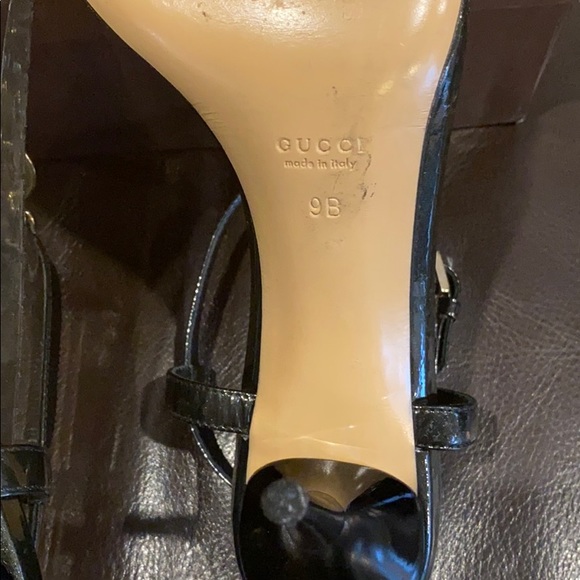 EUC GUCCI Sand Pelle Vernice Soft Metal Sandal - Picture 2 of 7